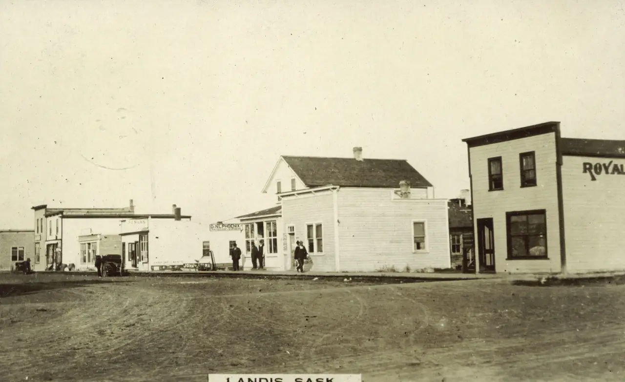 Street scene with early storefronts, 1914
